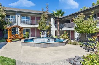 creekside inn and suites