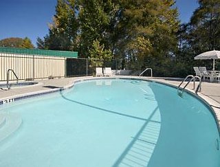 creekside inn and suites