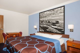 creekside inn and suites