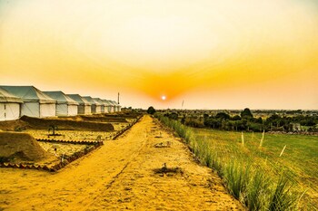 pushkar karni camp