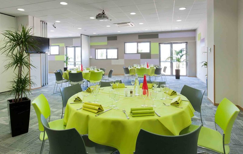 ibis styles saint julien en genevois vitam
