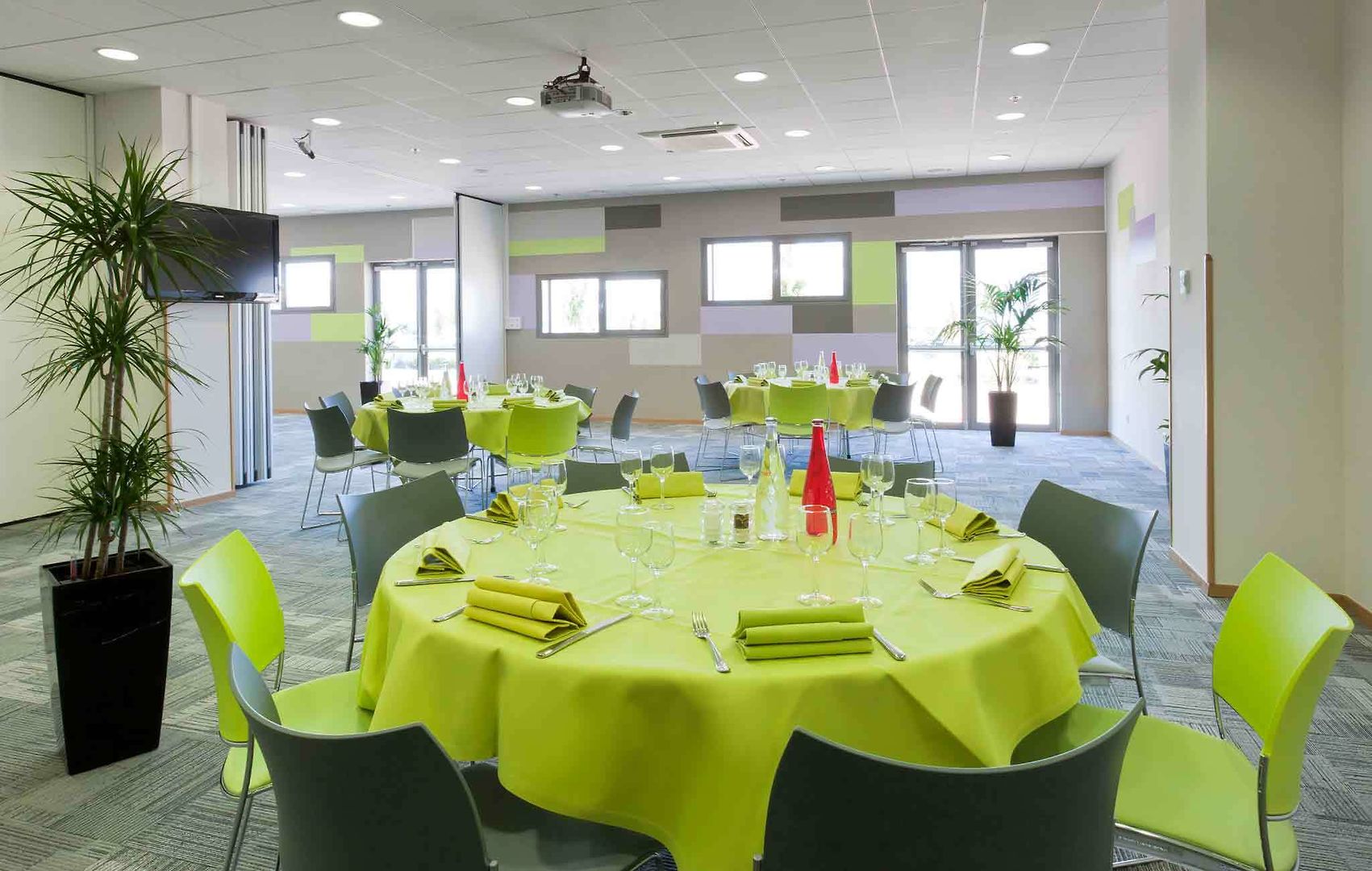 ibis styles saint julien en genevois vitam