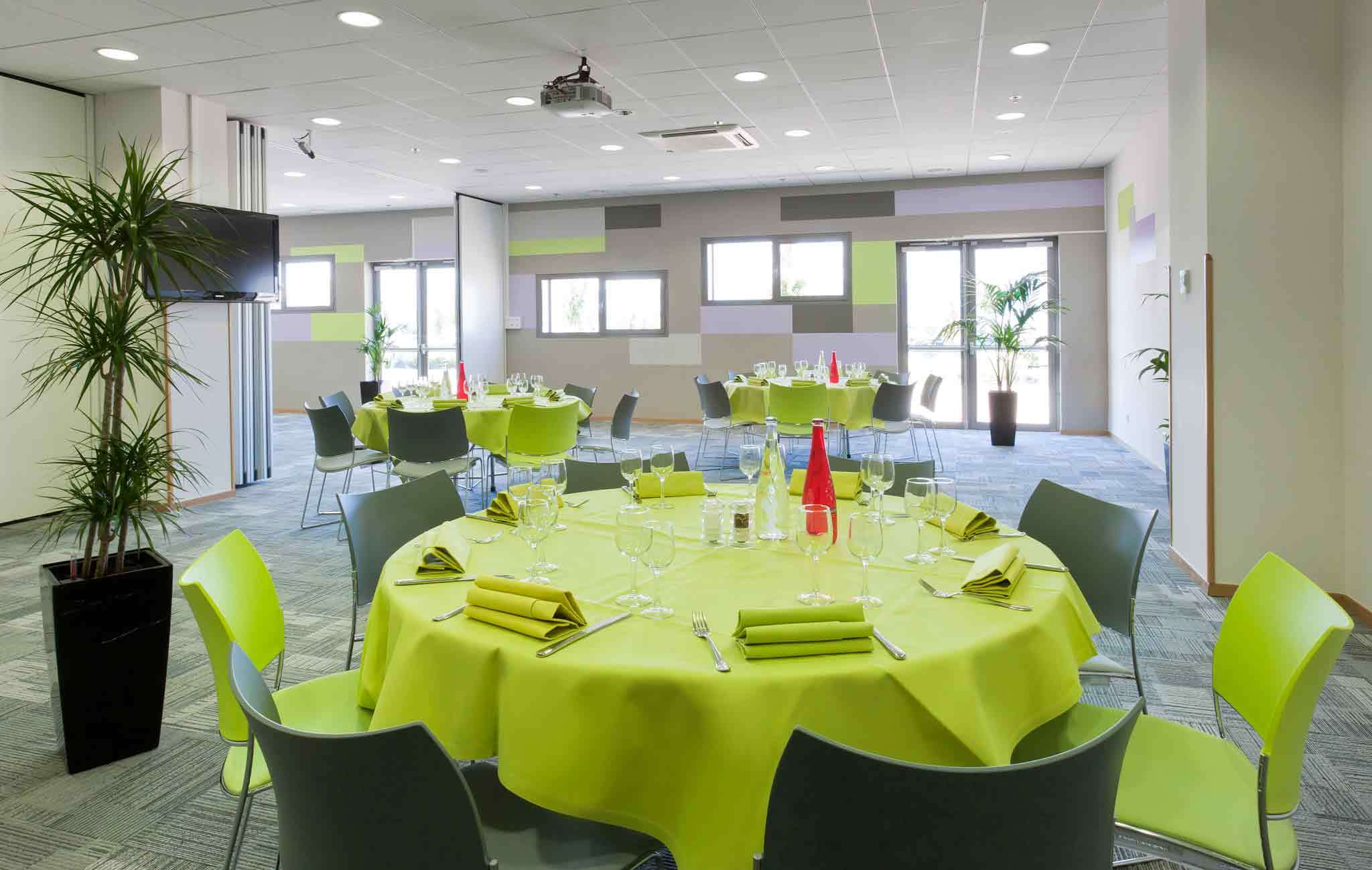 ibis styles saint julien en genevois vitam