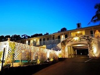coast village inn santa barbara