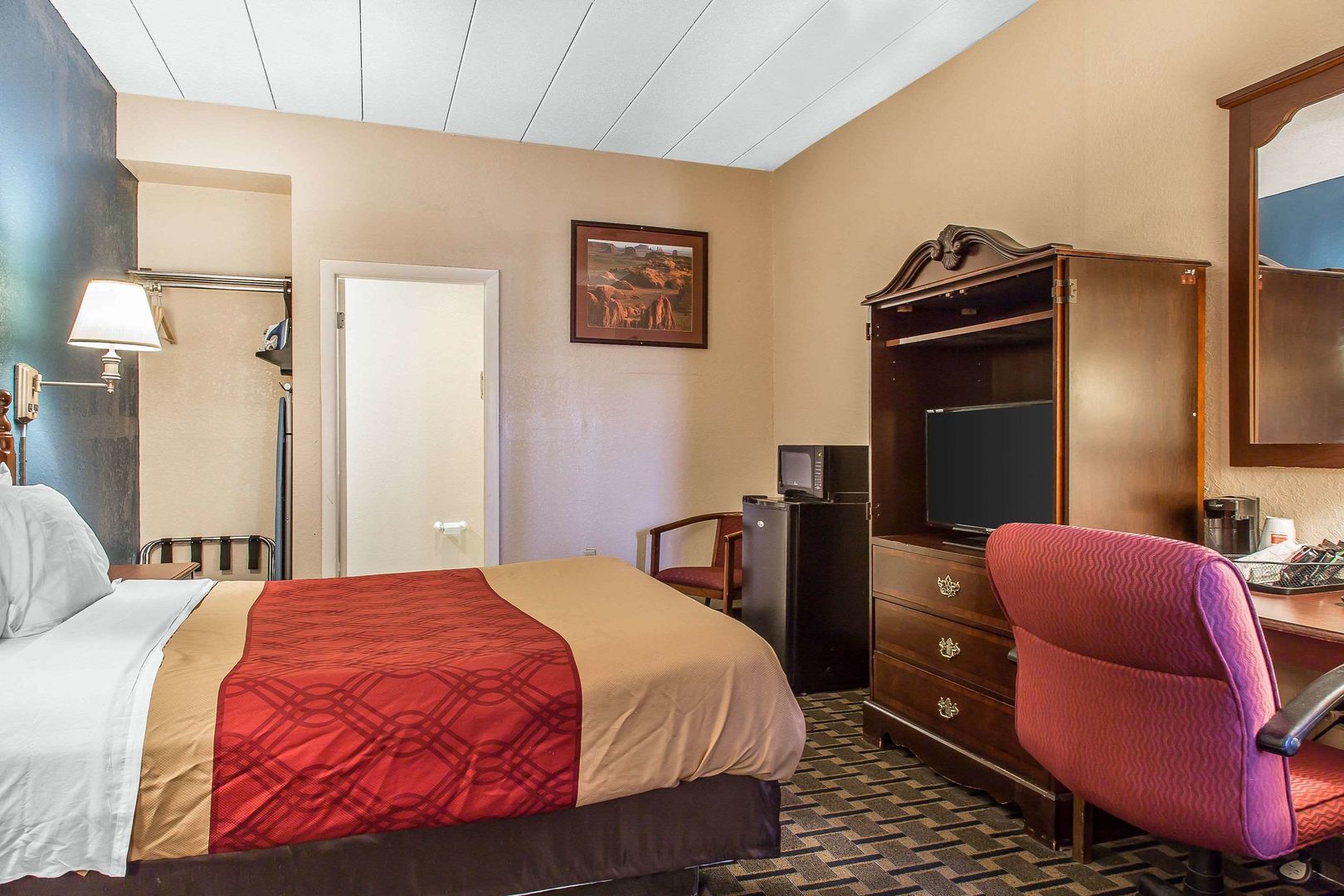 econo lodge cranston providence