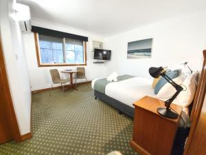 bell motel