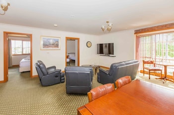 bell motel