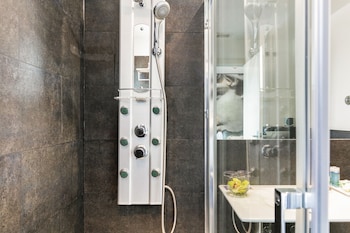 globales acis and galatea