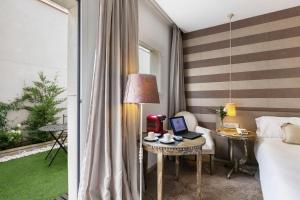 Globales Acis & Galatea,Madrid>>Hortaleza,3 star