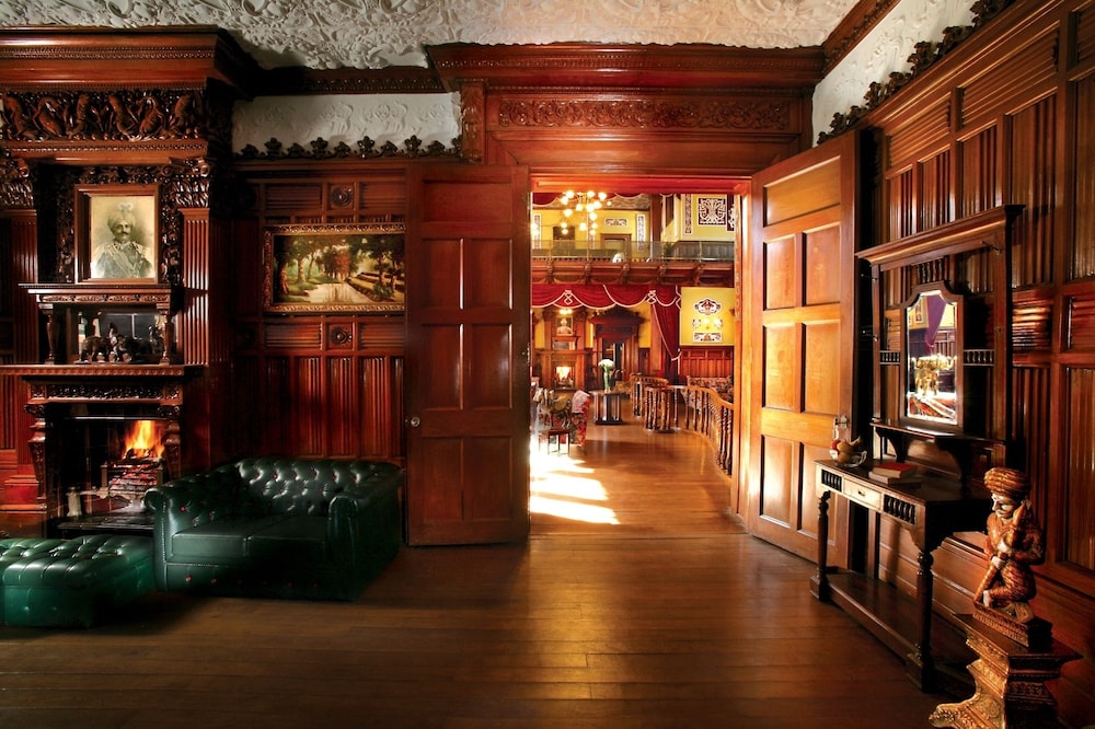 welcomheritage fernhills royal palace