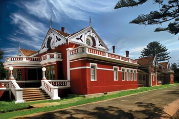 welcomheritage fernhills royal palace