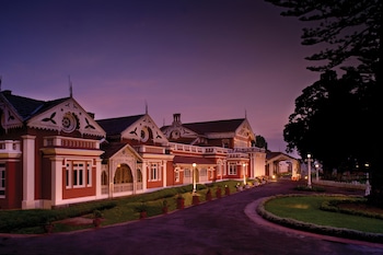 welcomheritage fernhills royal palace