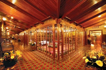 welcomheritage fernhills royal palace