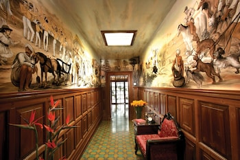 welcomheritage fernhills royal palace