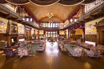 welcomheritage fernhills royal palace