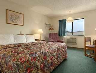 Super 8 By Wyndham Norfolk,Nebraska>>Madison,2 star