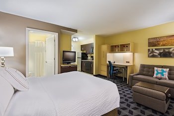 towneplace suites by marriott pensacola