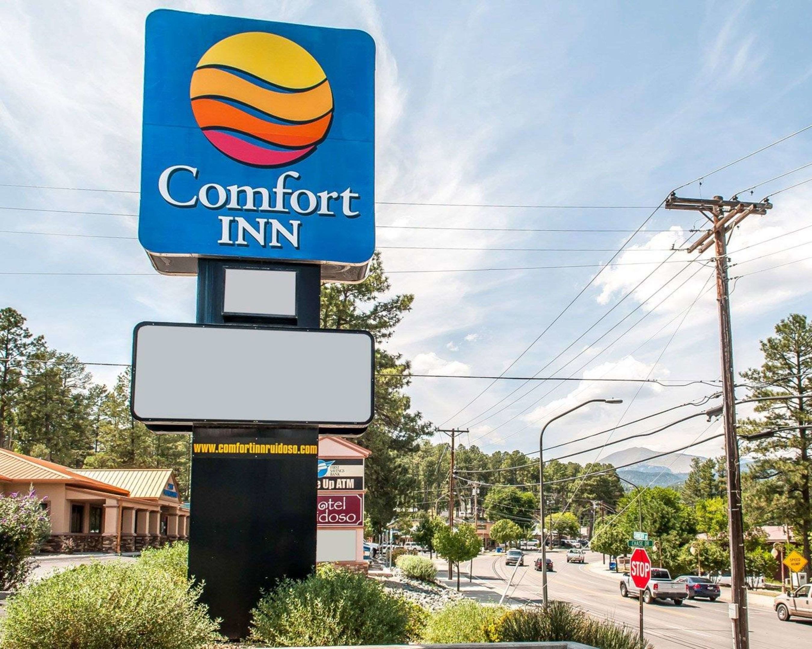 comfort inn and suites midtown
