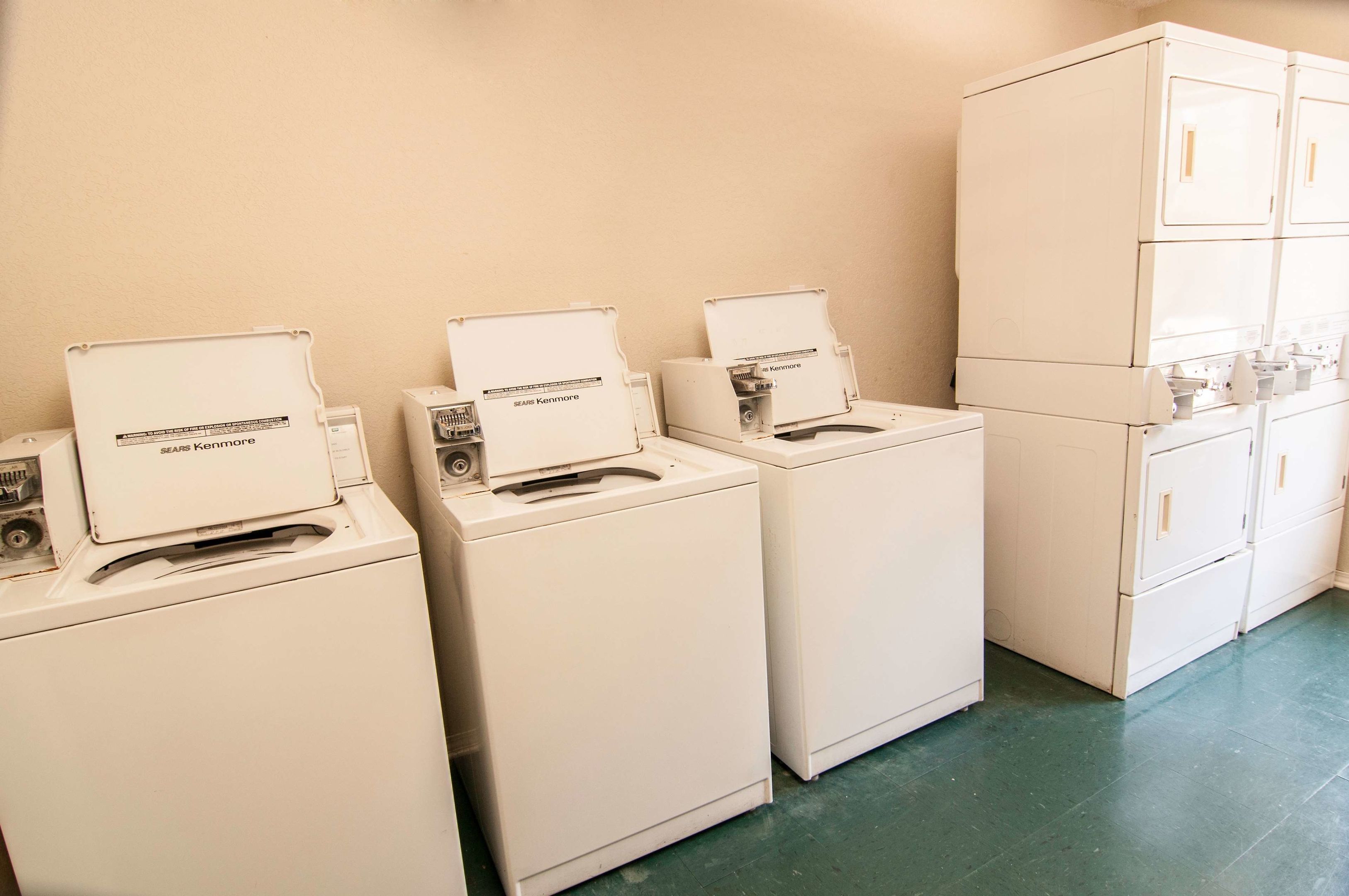 red roof inn and suites pensacola east milton