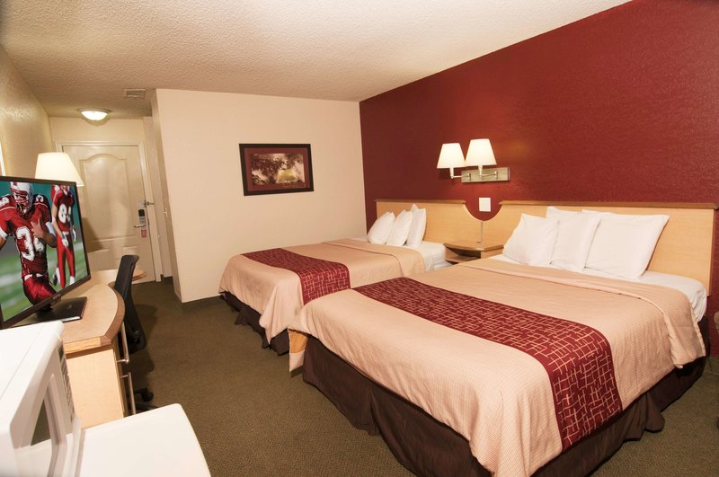 red roof inn and suites pensacola east milton
