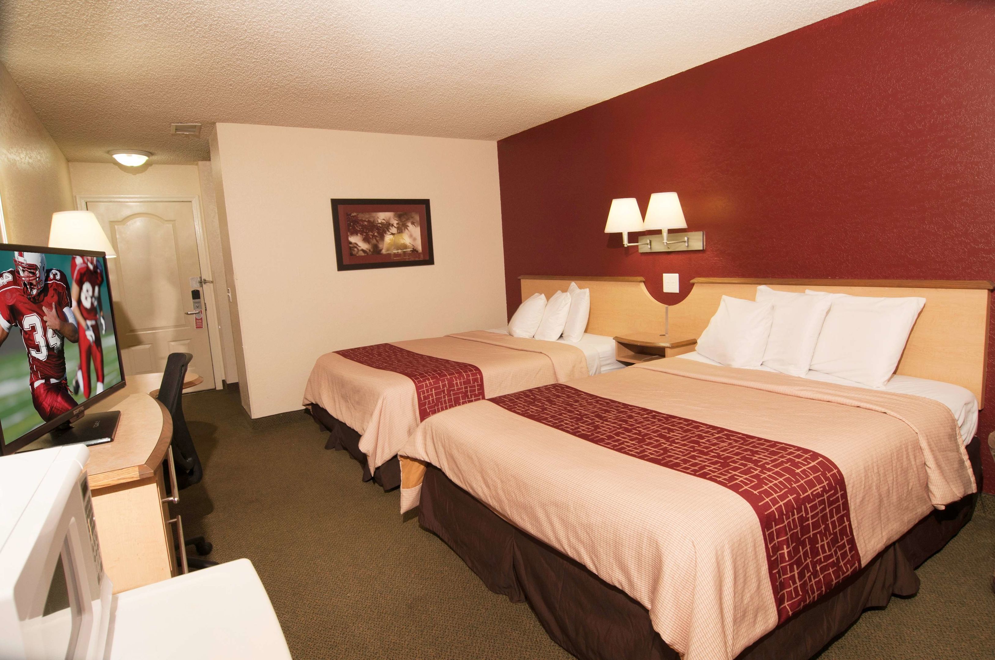 red roof inn and suites pensacola east milton