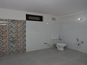 oyo 12222 hotel silverton