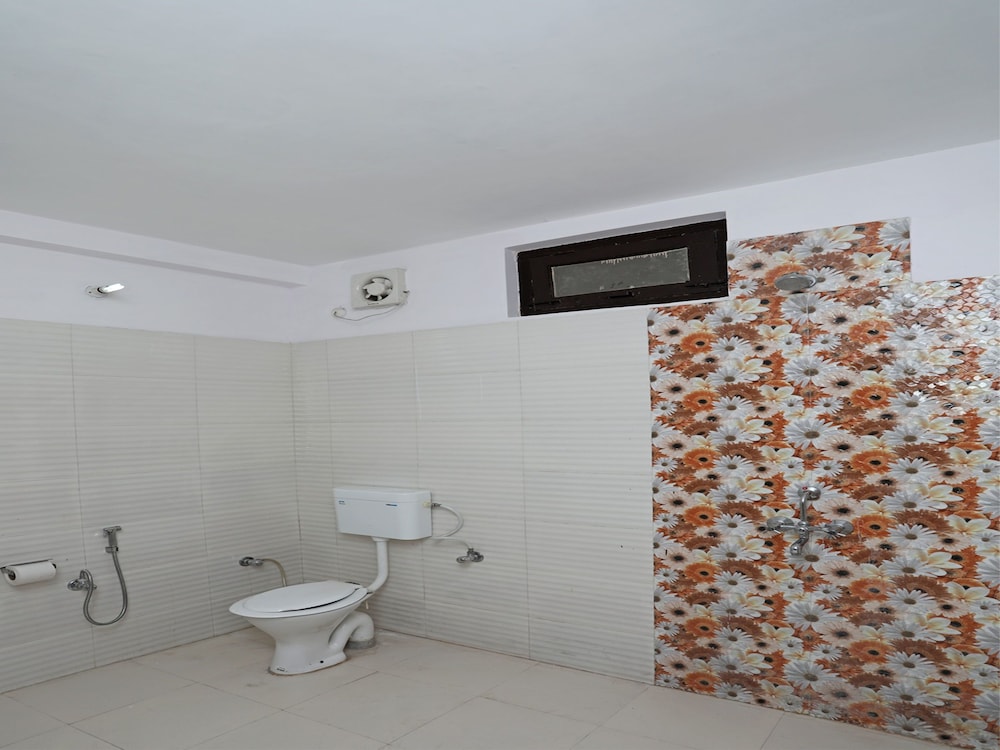 oyo 12222 hotel silverton