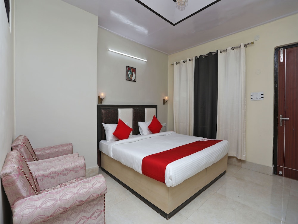oyo 12222 hotel silverton