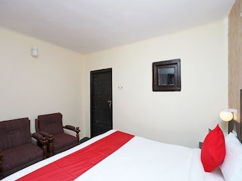 oyo 12222 hotel silverton