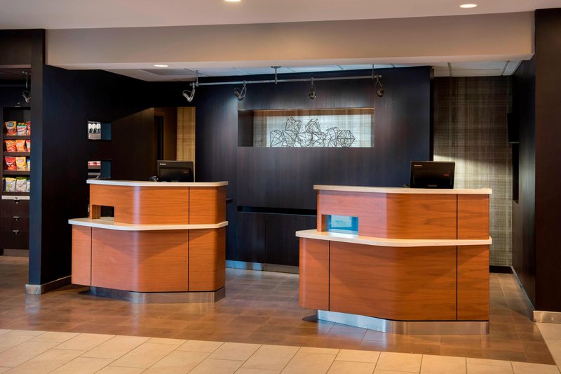 courtyard chicago waukegan gurnee