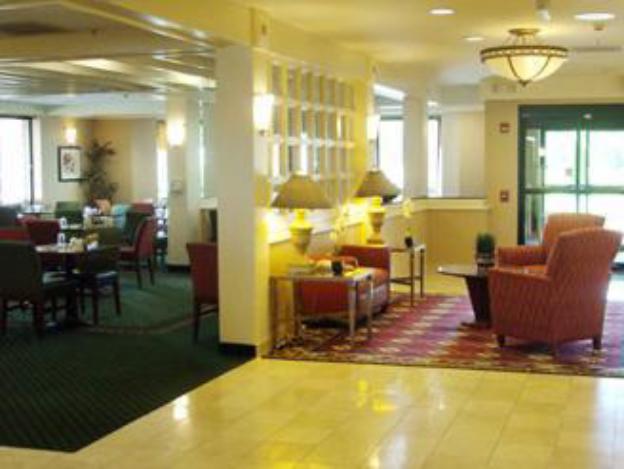 courtyard by marriott milwaukee brown deer