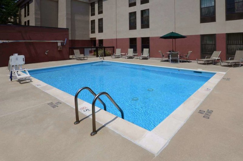 hampton inn raleigh town of wake forest