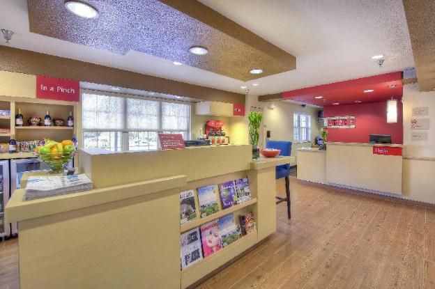 towneplace suites by marriott raleigh cary weston parkway