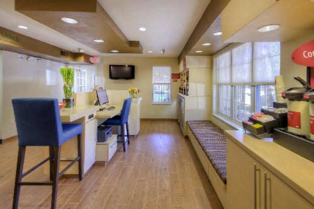 towneplace suites by marriott raleigh cary weston parkway