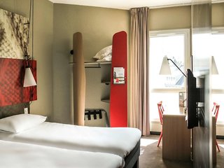 Ibis Saint Malo Plage,Saint-Malo>>Rennes,3 star