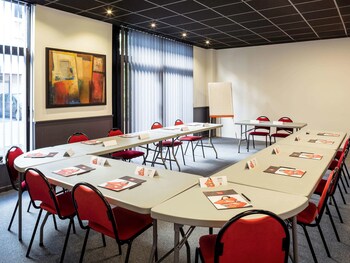 ibis lannion cote de granit rose