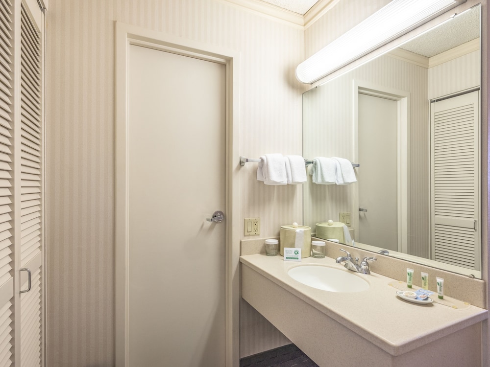 university place hotel and conference center