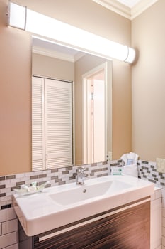 university place hotel and conference center