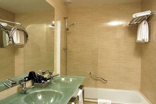 Hotel Zenit Coruna,La Coruna>>A Coruña,4 star