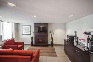Comfort Inn West Edmonton,Edmonton>>Alberta,3 star