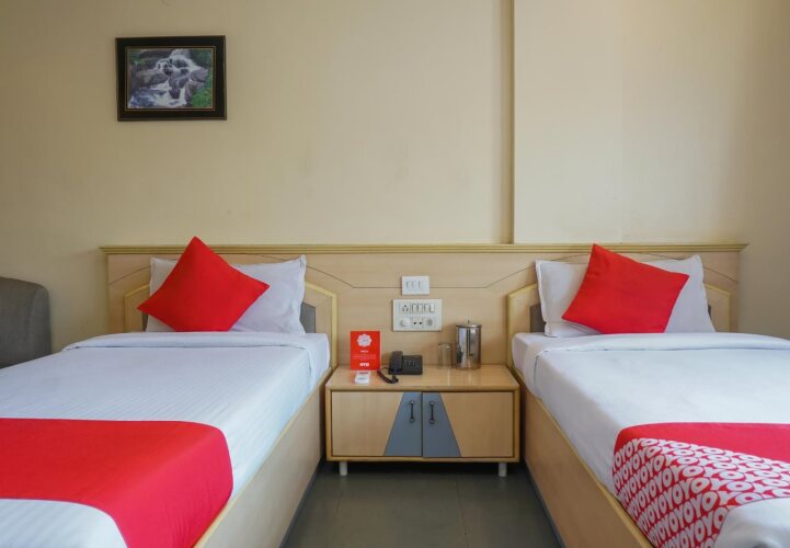 oyo 9739 hotel ratnalok