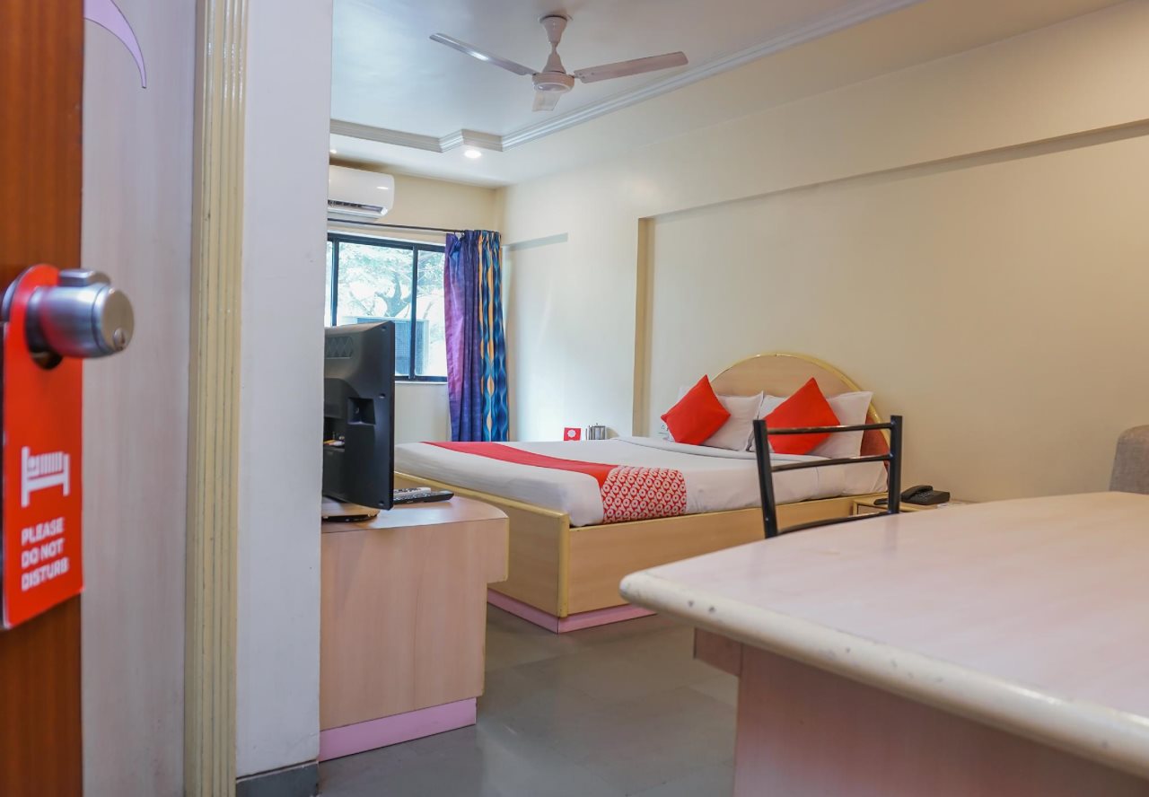 oyo 9739 hotel ratnalok