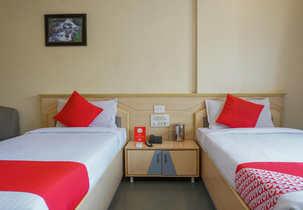 oyo 9739 hotel ratnalok