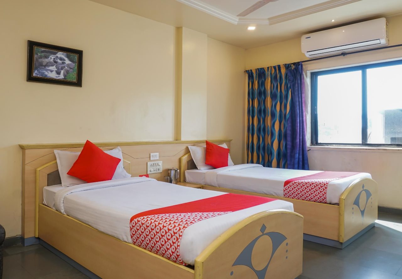 oyo 9739 hotel ratnalok