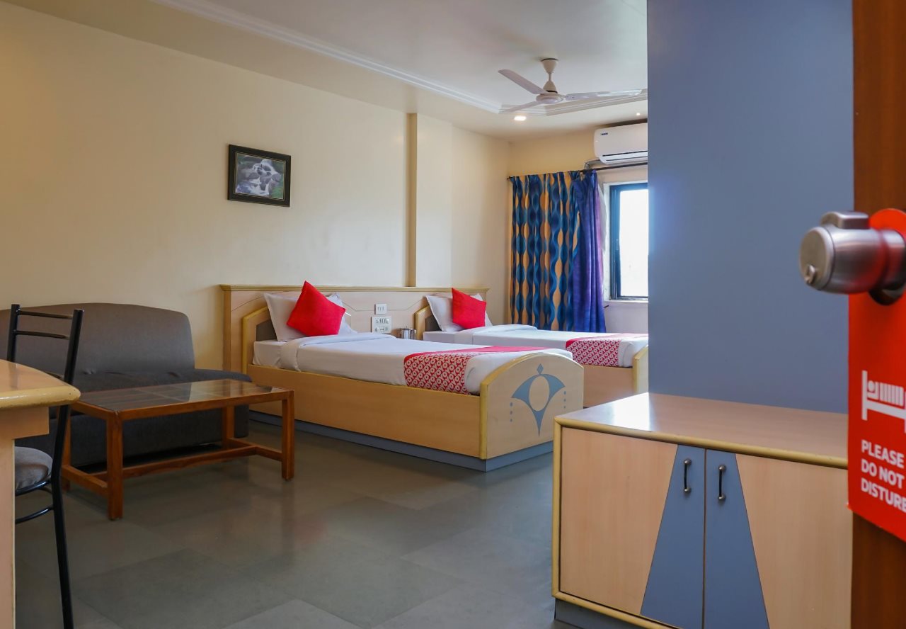 oyo 9739 hotel ratnalok