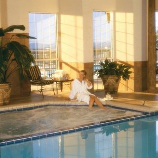 chateau on the lake resort spa and convention center