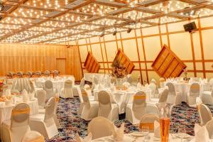 Mercure Grand Jebel Hafeet Al Ain Hotel,Al Ain>>Abu Dhabi,4 star