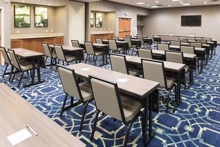 hampton inn and suites east lansing okemos