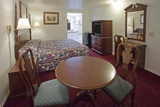 americas best value inn lansing