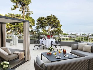 Hotel Barriere Le Royal La Baule,La Baule-Escoublac>>Guerande,5 star